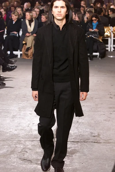 Look 44